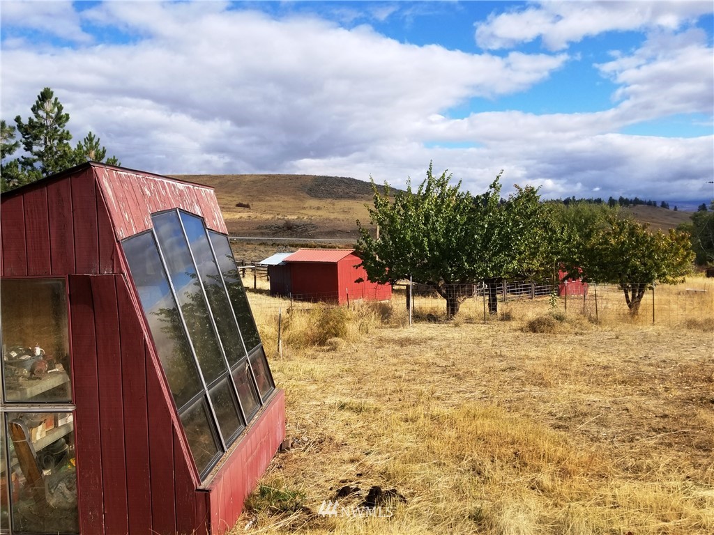 229 Henry Road Tonasket, WA 98855 - Photo 22 of 25 Gallery Image 22