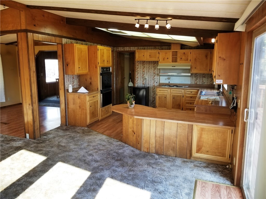 229 Henry Road Tonasket, WA 98855 - Photo 5 of 25 Gallery Image 5