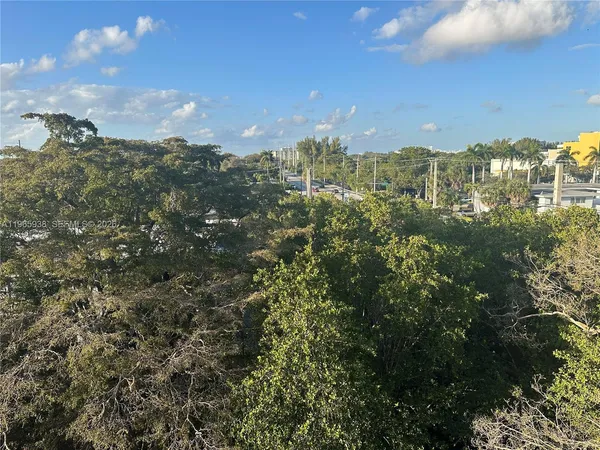 $120,000 | 12590 Northeast 16th Avenue, Unit 509, North Miami, FL 33161