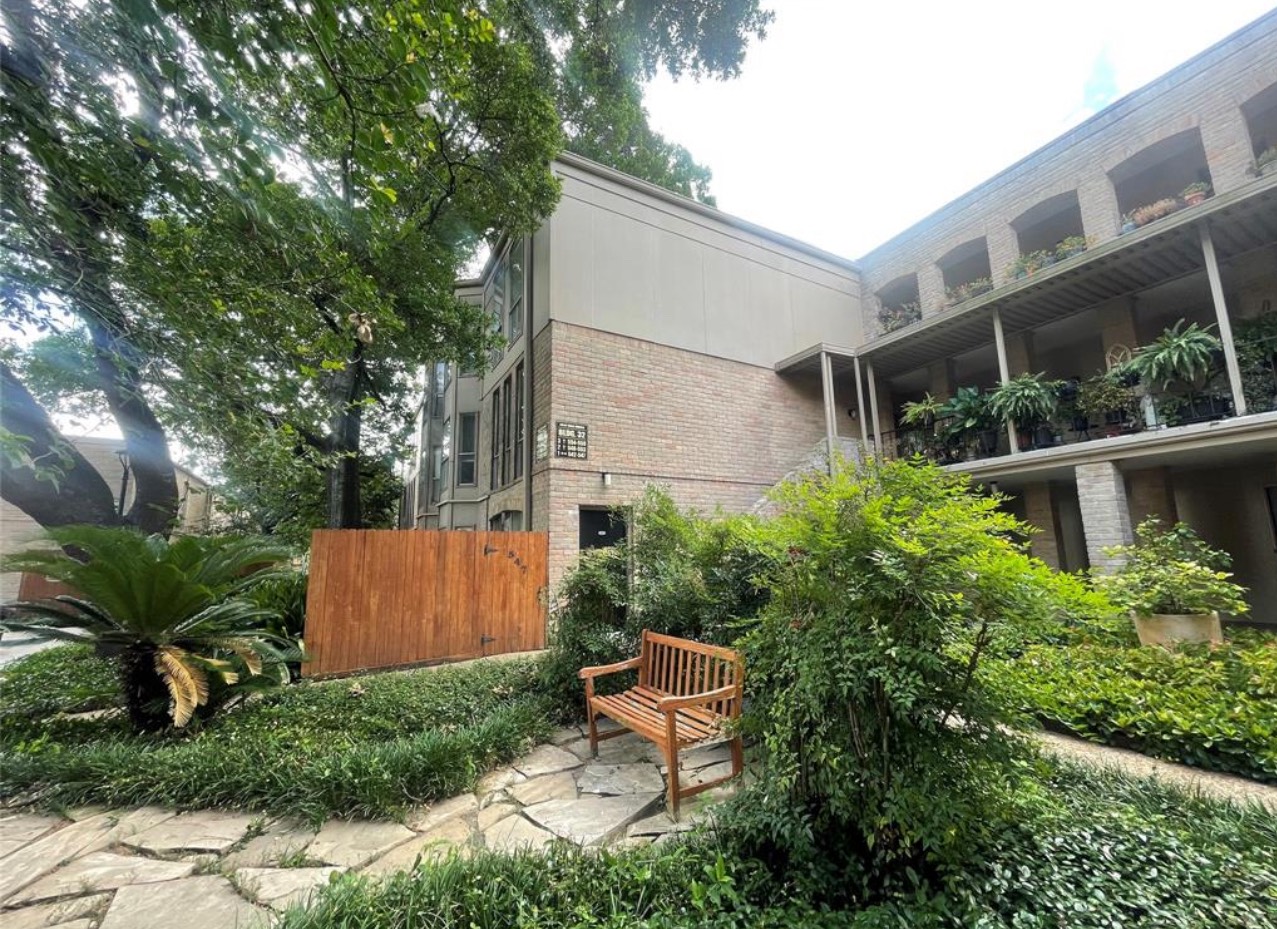 4635 Wild Indigo Street, Unit 497 Houston, TX 77027 - Photo 19 of 20