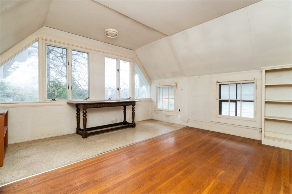 140 Pleasant Street Newton, MA 02459 - Photo 12 of 22