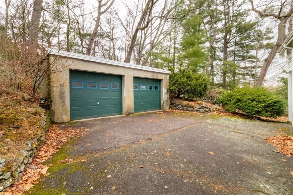 140 Pleasant Street Newton, MA 02459 - Photo 15 of 22