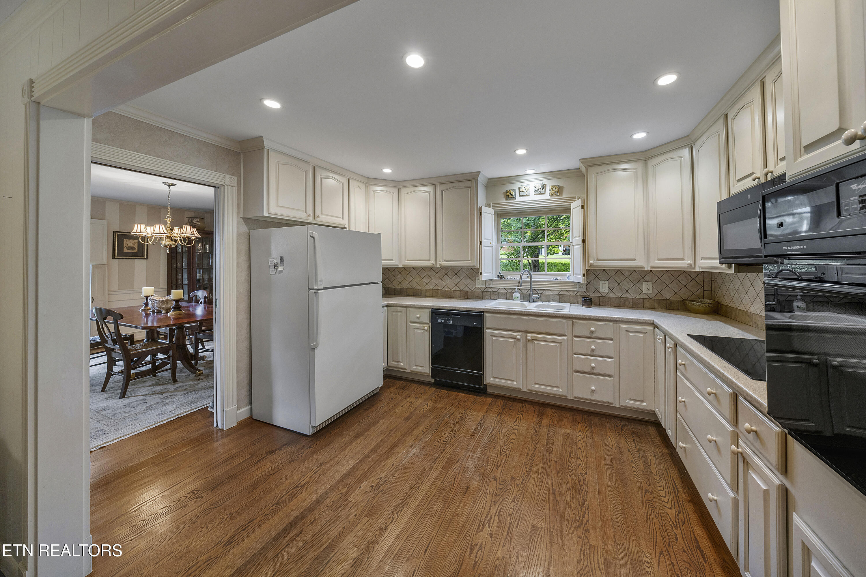 910 Bathurst Road Northwest Knoxville, TN 37909 - Photo 13 of 38 L40A6587