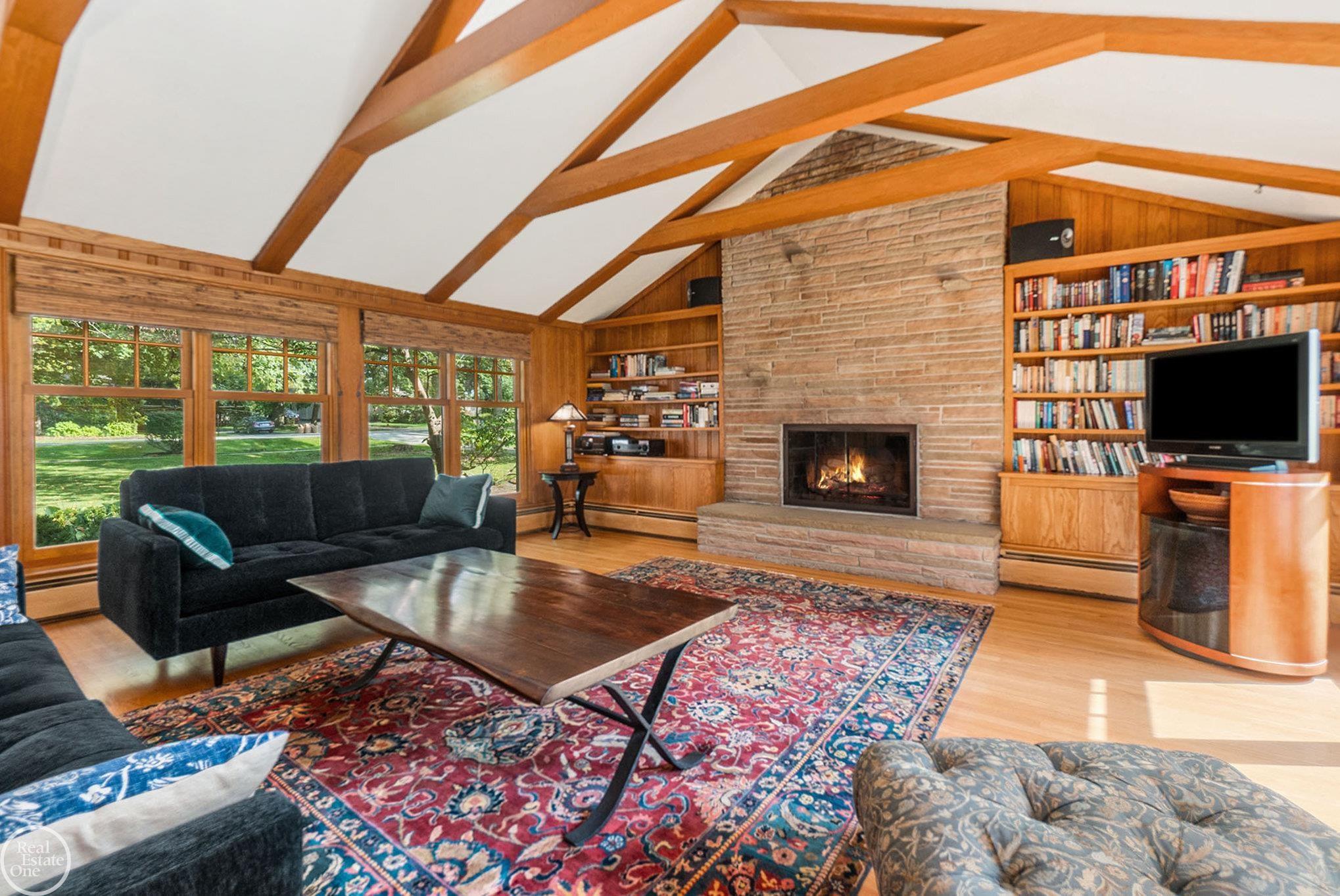 3781 Lincoln Road Bloomfield Hills, MI 48301 - Photo 5 of 37