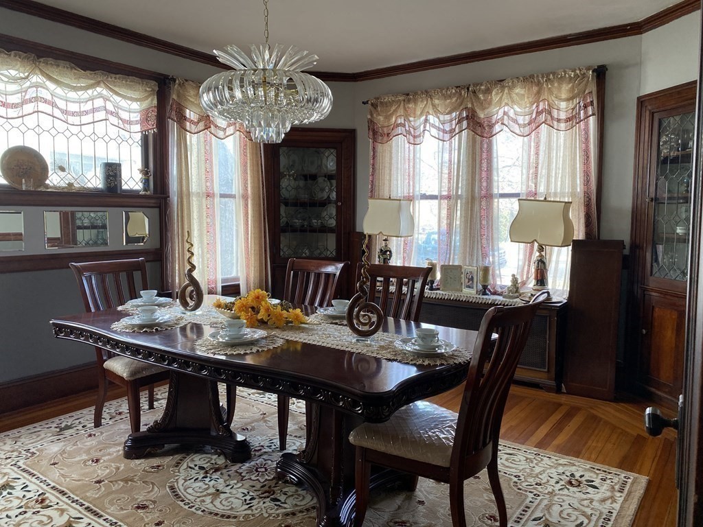 76 Florida Street Springfield, MA 01109 - Photo 9 of 42 Gallery Image 9