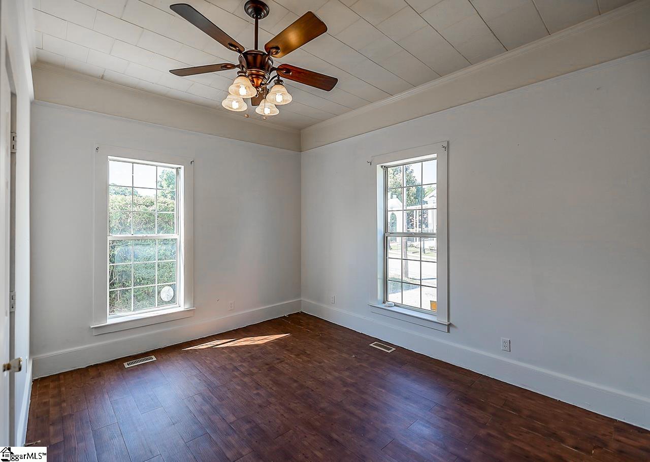 32 Bishop Street Inman, SC 29349 - Photo 6 of 18