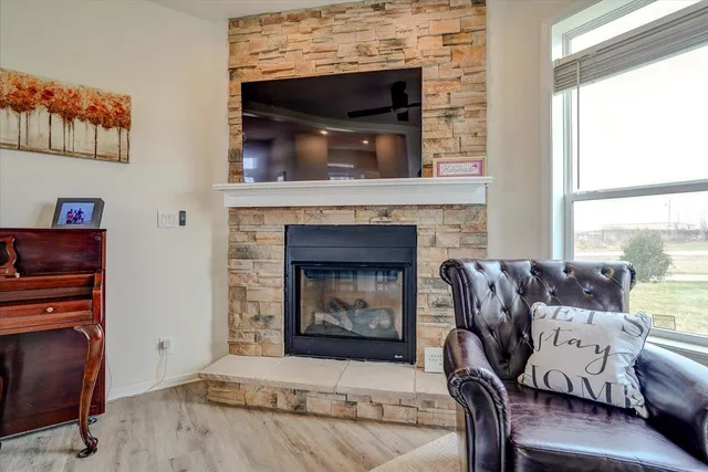 $524,900 | 6605 Warner Farm Drive, DeForest, WI 53532