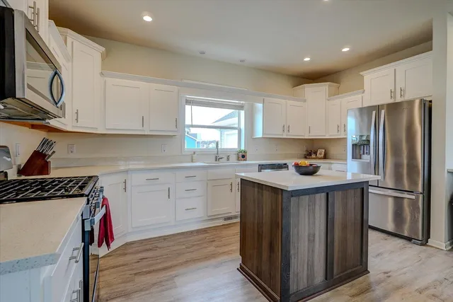 $524,900 | 6605 Warner Farm Drive, DeForest, WI 53532