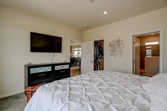 $524,900 | 6605 Warner Farm Drive, DeForest, WI 53532