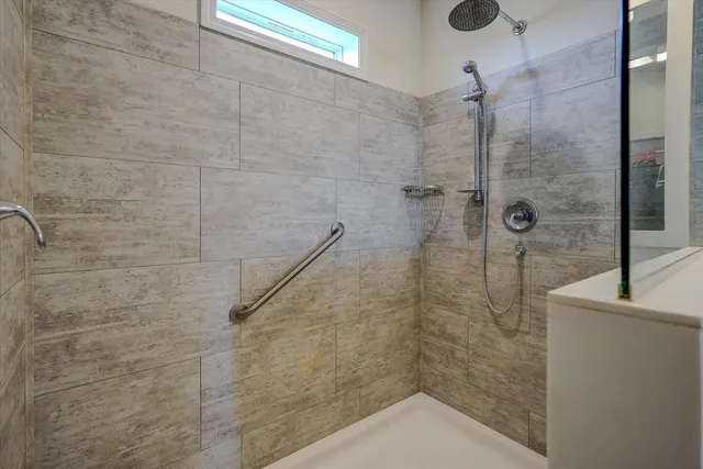 $524,900 | 6605 Warner Farm Drive, DeForest, WI 53532