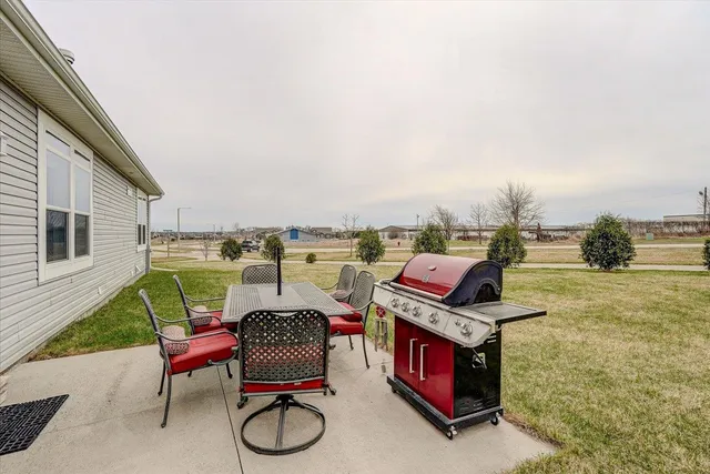 $524,900 | 6605 Warner Farm Drive, DeForest, WI 53532