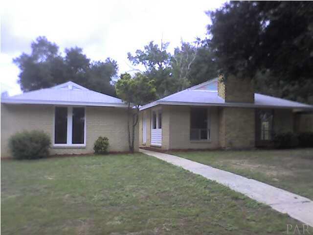 5227 Sewell Road Milton, FL 32570 - Photo 1 of 13