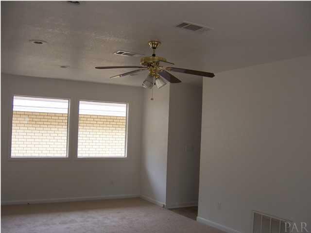 5227 Sewell Road Milton, FL 32570 - Photo 8 of 13