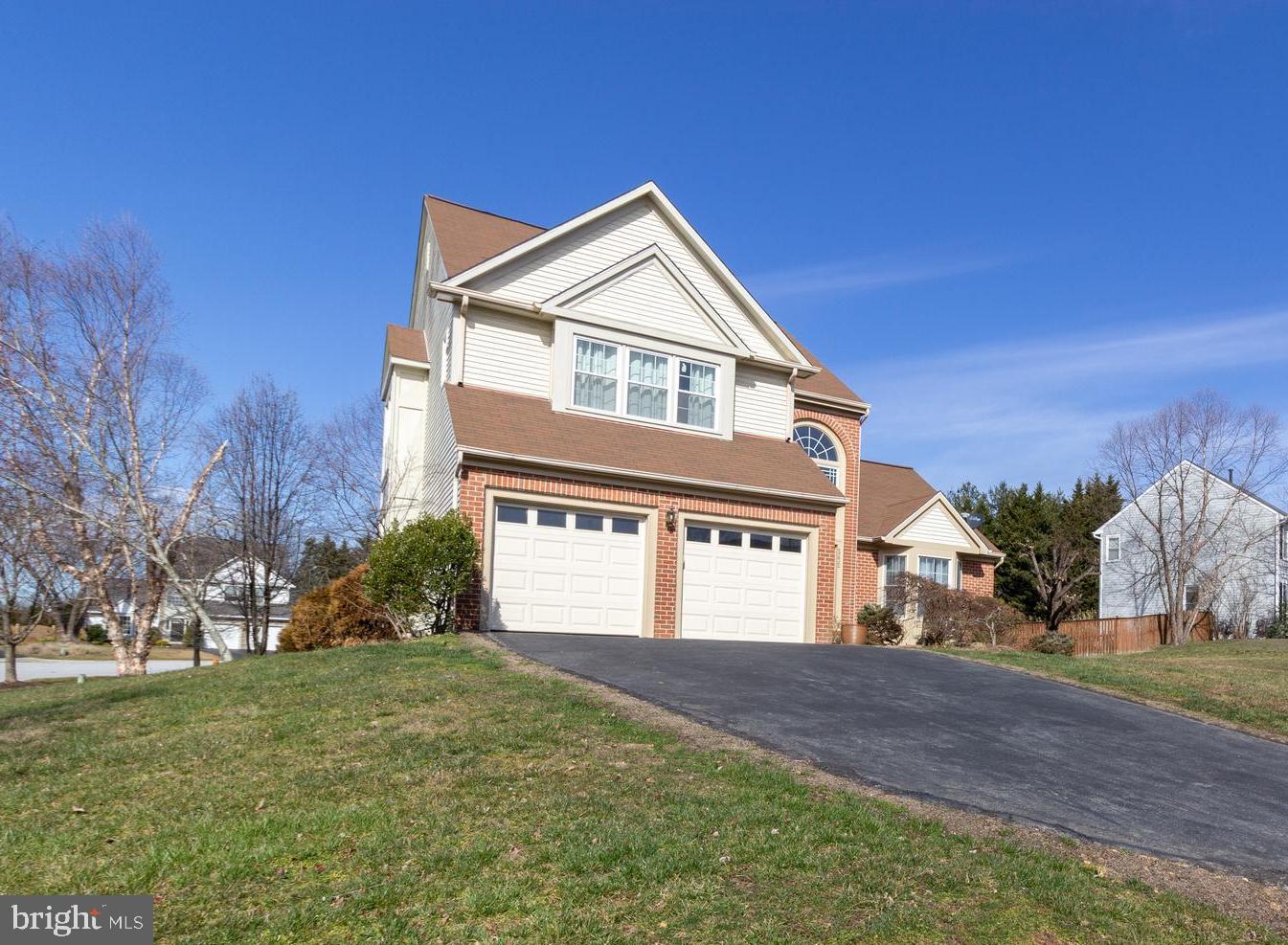 5232 Rising Sun Lane Ellicott City, MD 21043 - Photo 2 of 71 Gallery Image 2