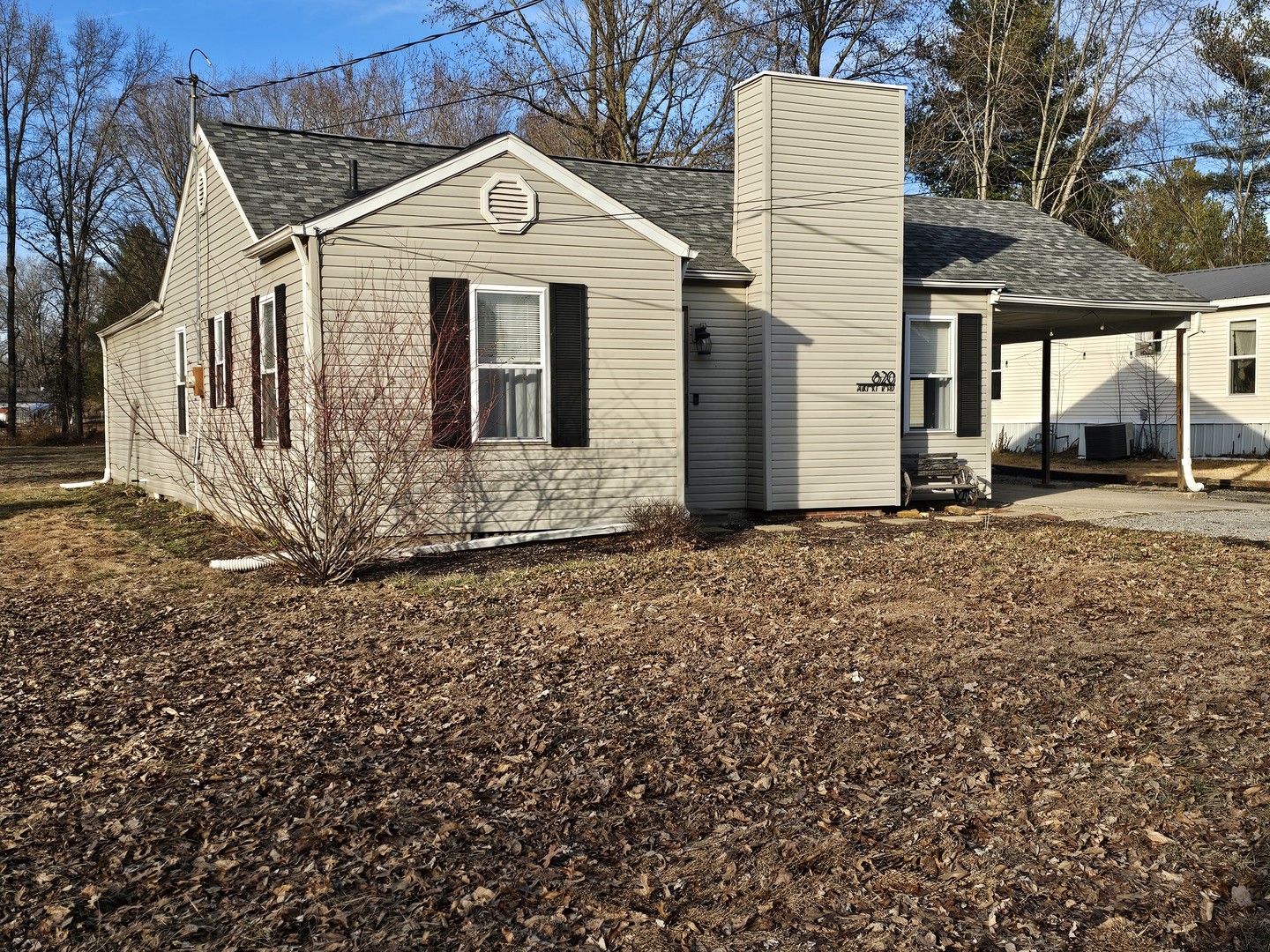 820 Airport Road Mount Vernon, IL 62864 - Photo 2 of 28