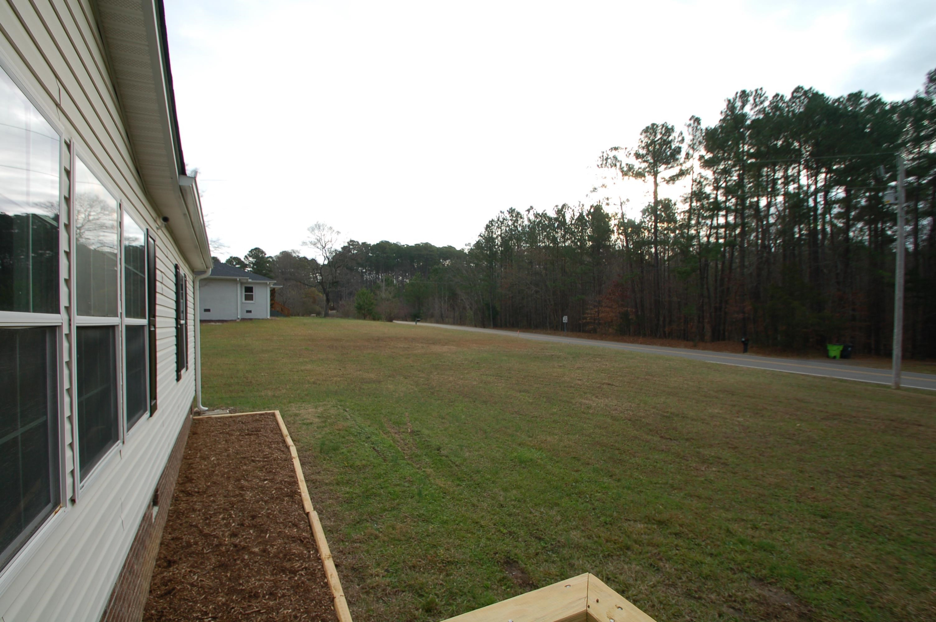 6917 Kemp Road Raleigh, NC 27613 - Photo 23 of 31 Porch View