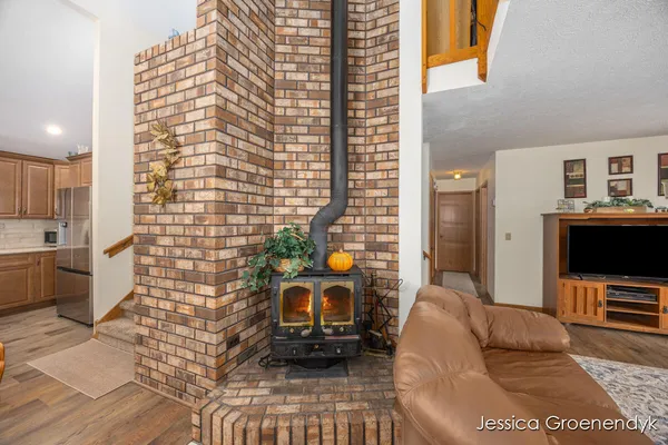 $759,000 | 190 North Patterson Road, Wayland, MI 49348