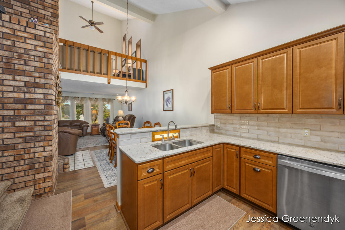 190 North Patterson Road Wayland, MI 49348 - Photo 17 of 54 190 Interior- LL 8- Kitchen