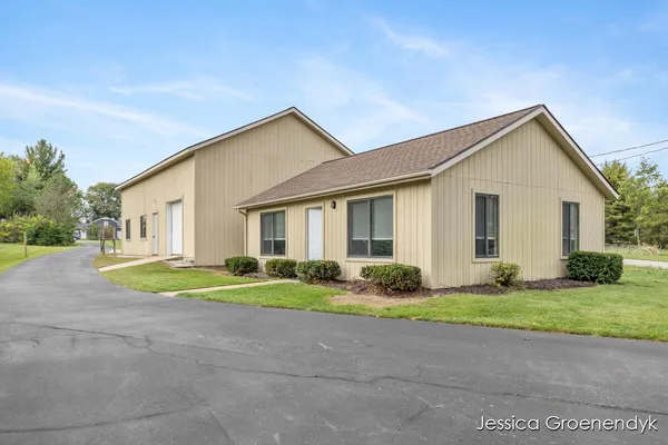 $759,000 | 190 North Patterson Road, Wayland, MI 49348