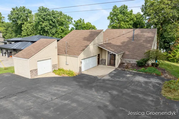 $759,000 | 190 North Patterson Road, Wayland, MI 49348