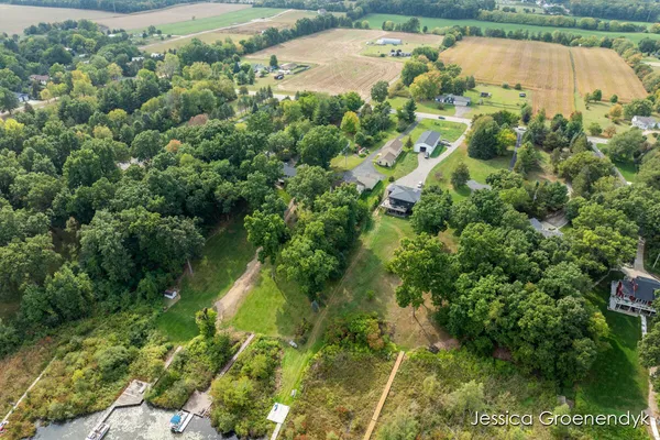 $759,000 | 190 North Patterson Road, Wayland, MI 49348