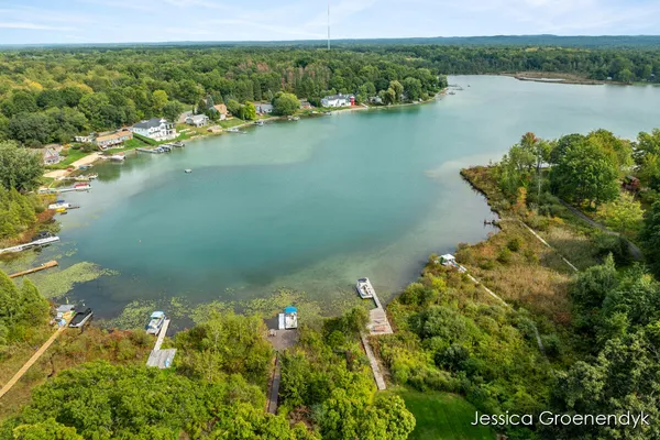 $759,000 | 190 North Patterson Road, Wayland, MI 49348
