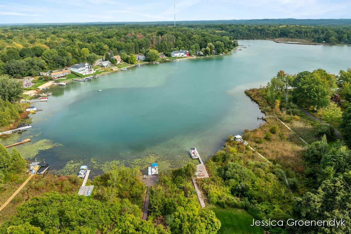 190 North Patterson Road Wayland, MI 49348 - Photo 5 of 54 IMG_1047