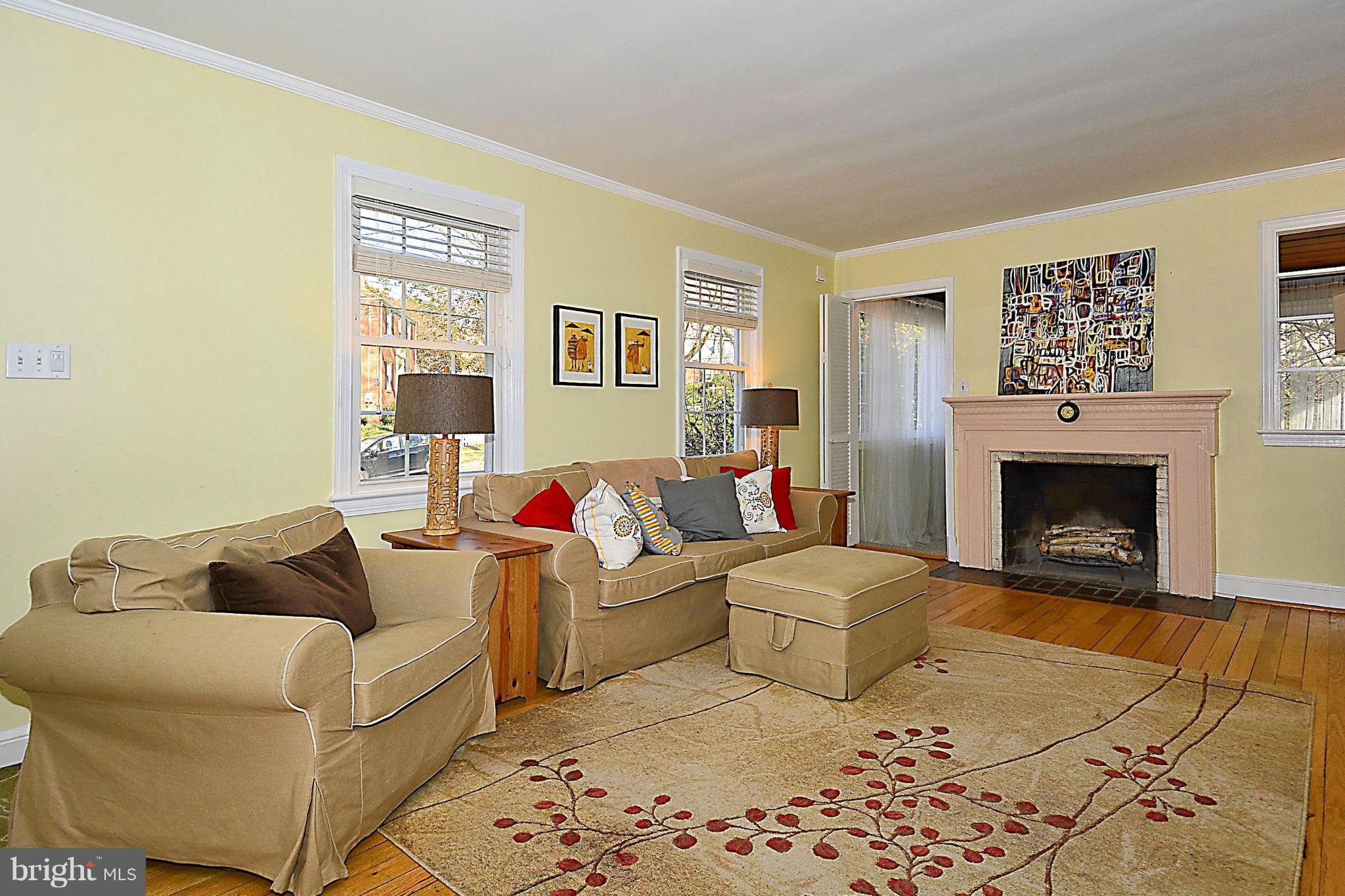 2302 Churchill Road Silver Spring, MD 20902 - Photo 7 of 30 Living Room