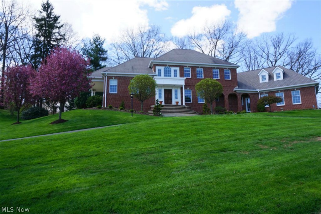 2727 Westdale Road Northwest Canton, OH 44708 - Photo 1 of 25 Gallery Image 1