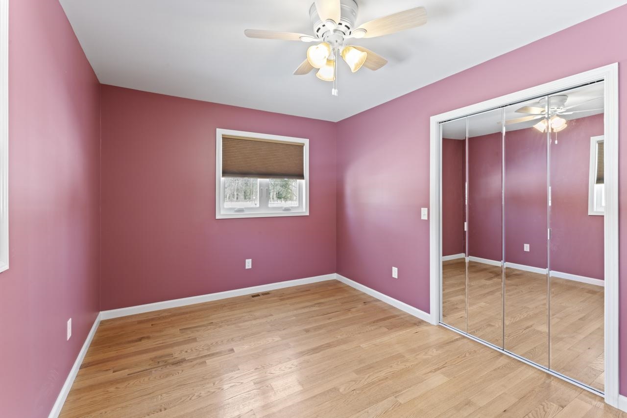6221 West Vienna Road Clio, MI 48420 - Photo 20 of 41 Cheerful colors
