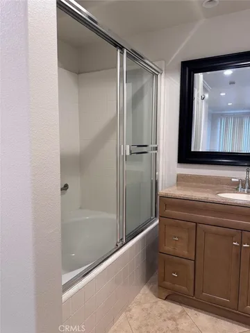 $3,800 | 13406 Verona, Tustin, CA 92782