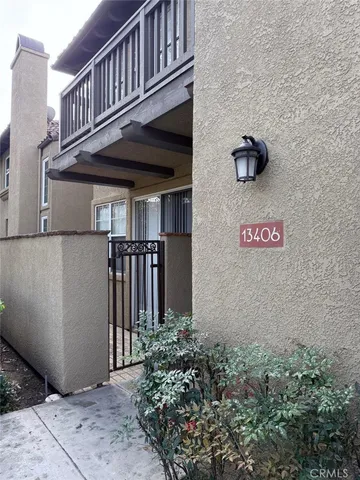 $3,800 | 13406 Verona, Tustin, CA 92782