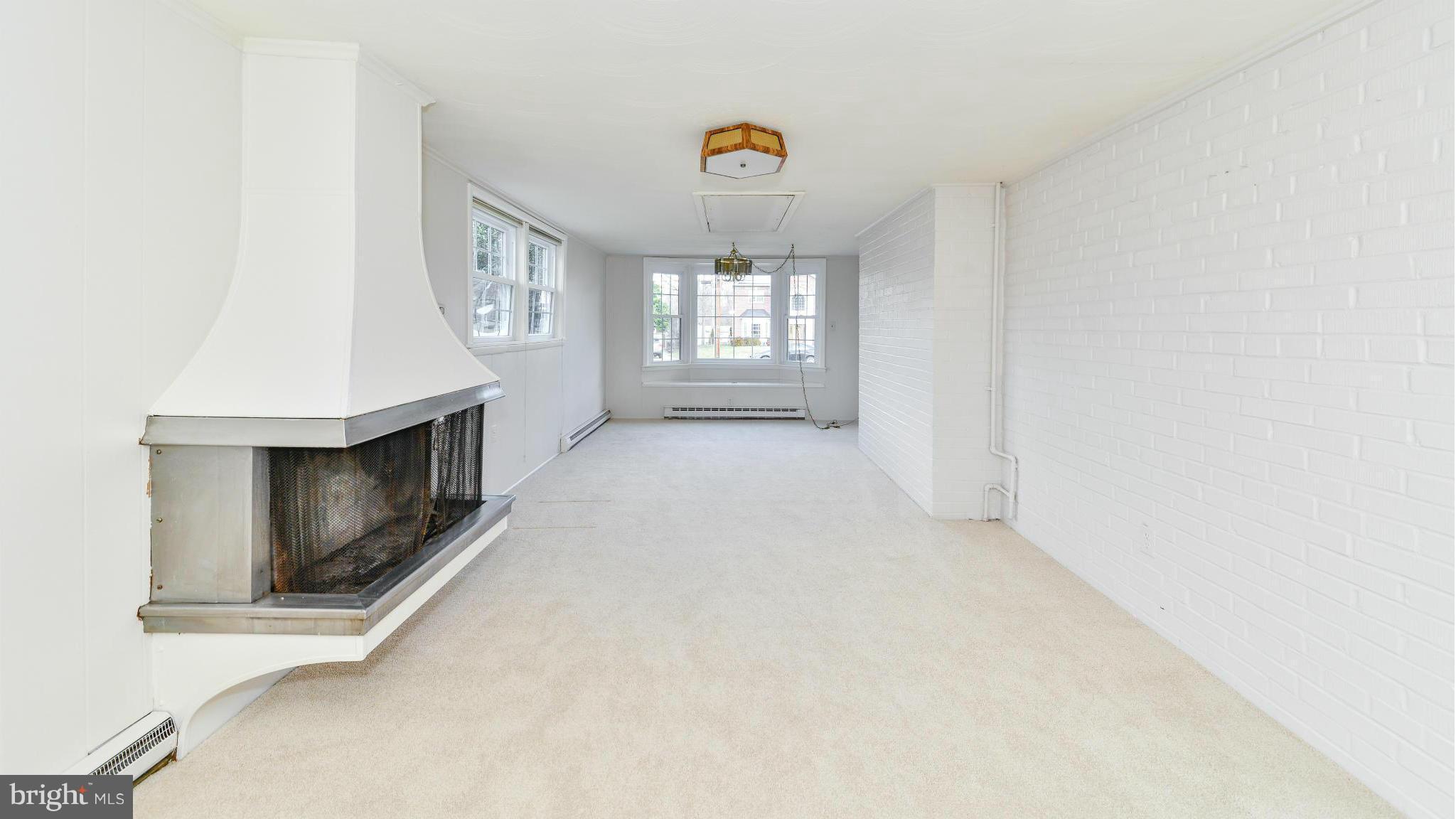 7611 Dunston Street Springfield, VA 22151 - Photo 14 of 30 Family Room