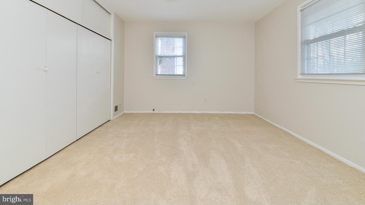 7611 Dunston Street Springfield, VA 22151 - Photo 17 of 30 Bedroom (Master)