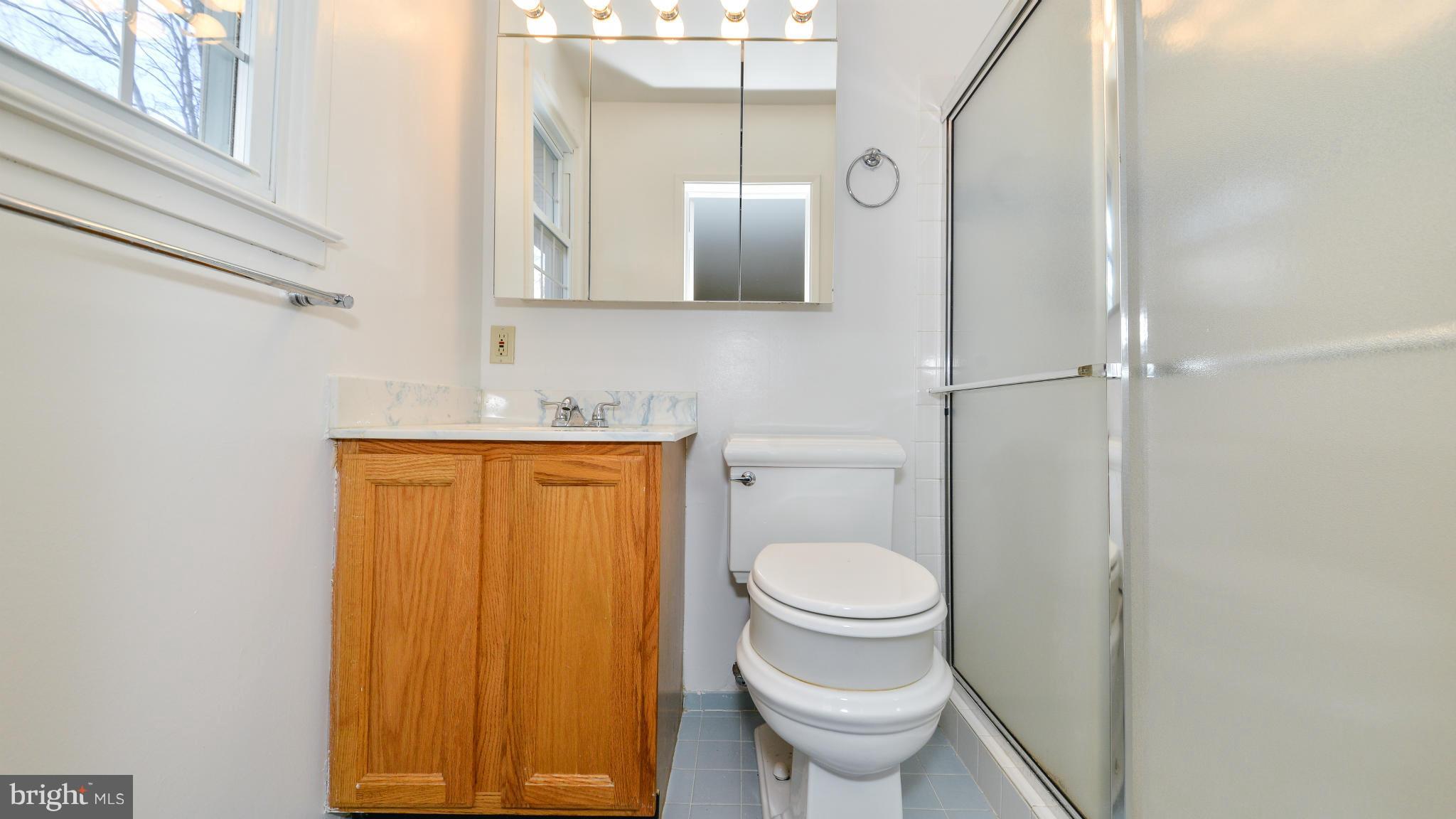 7611 Dunston Street Springfield, VA 22151 - Photo 18 of 30 Master Bath