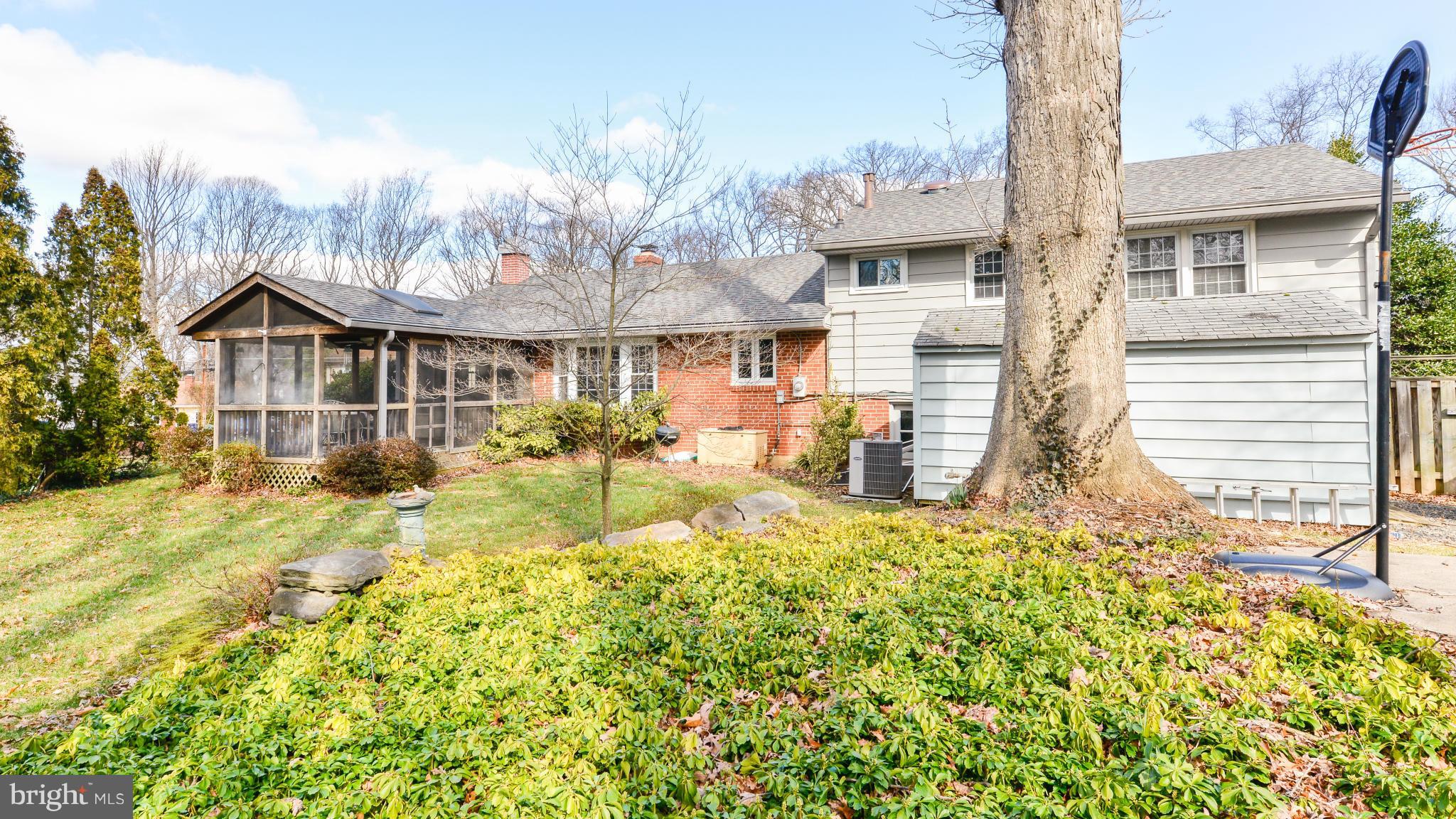 7611 Dunston Street Springfield, VA 22151 - Photo 25 of 30 View