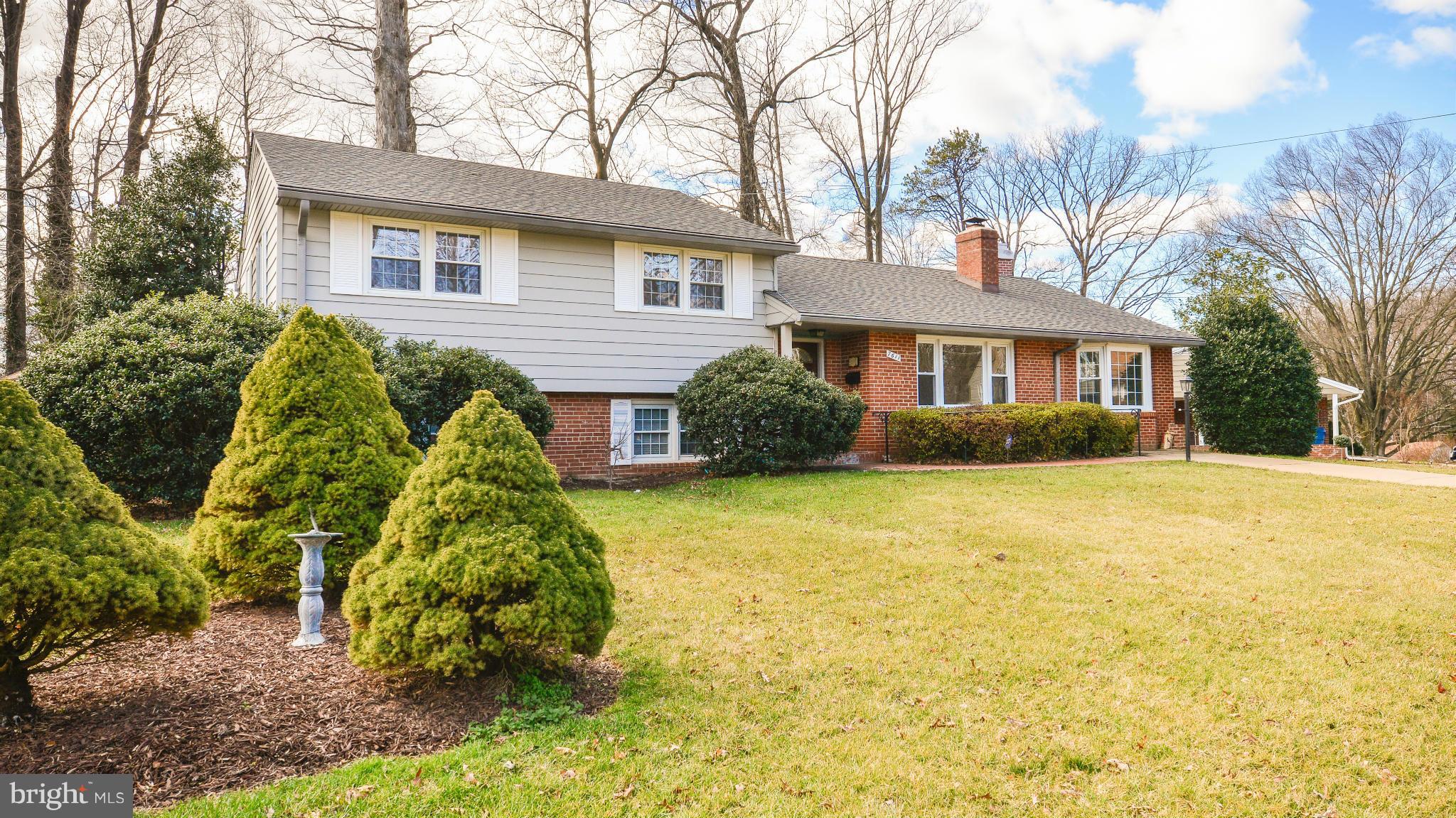 7611 Dunston Street Springfield, VA 22151 - Photo 27 of 30 Exterior (Rear)