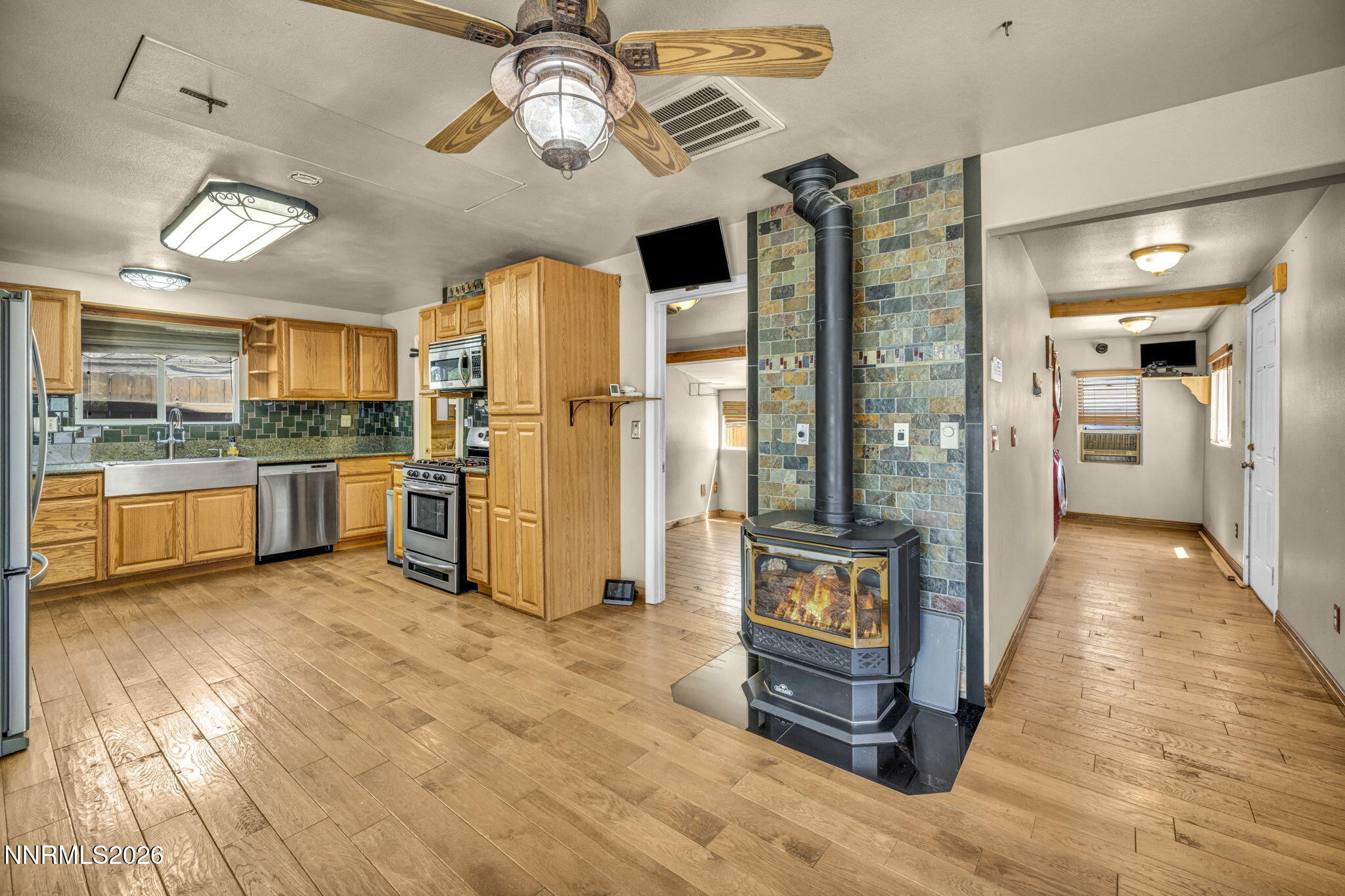 534 13th Street Sparks, NV 89431 - Photo 46 of 59 94-web-or-mls-534-13th-st