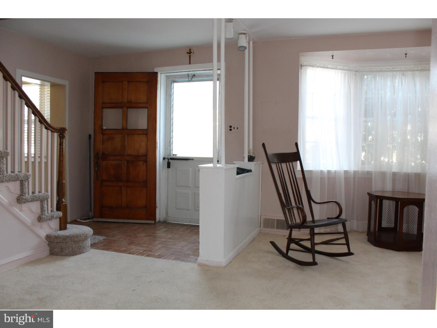 502 Upland Road Havertown, PA 19083 - Photo 4 of 23
