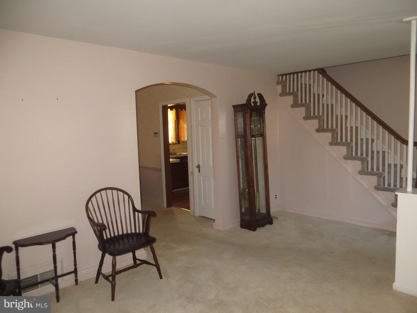502 Upland Road Havertown, PA 19083 - Photo 6 of 23