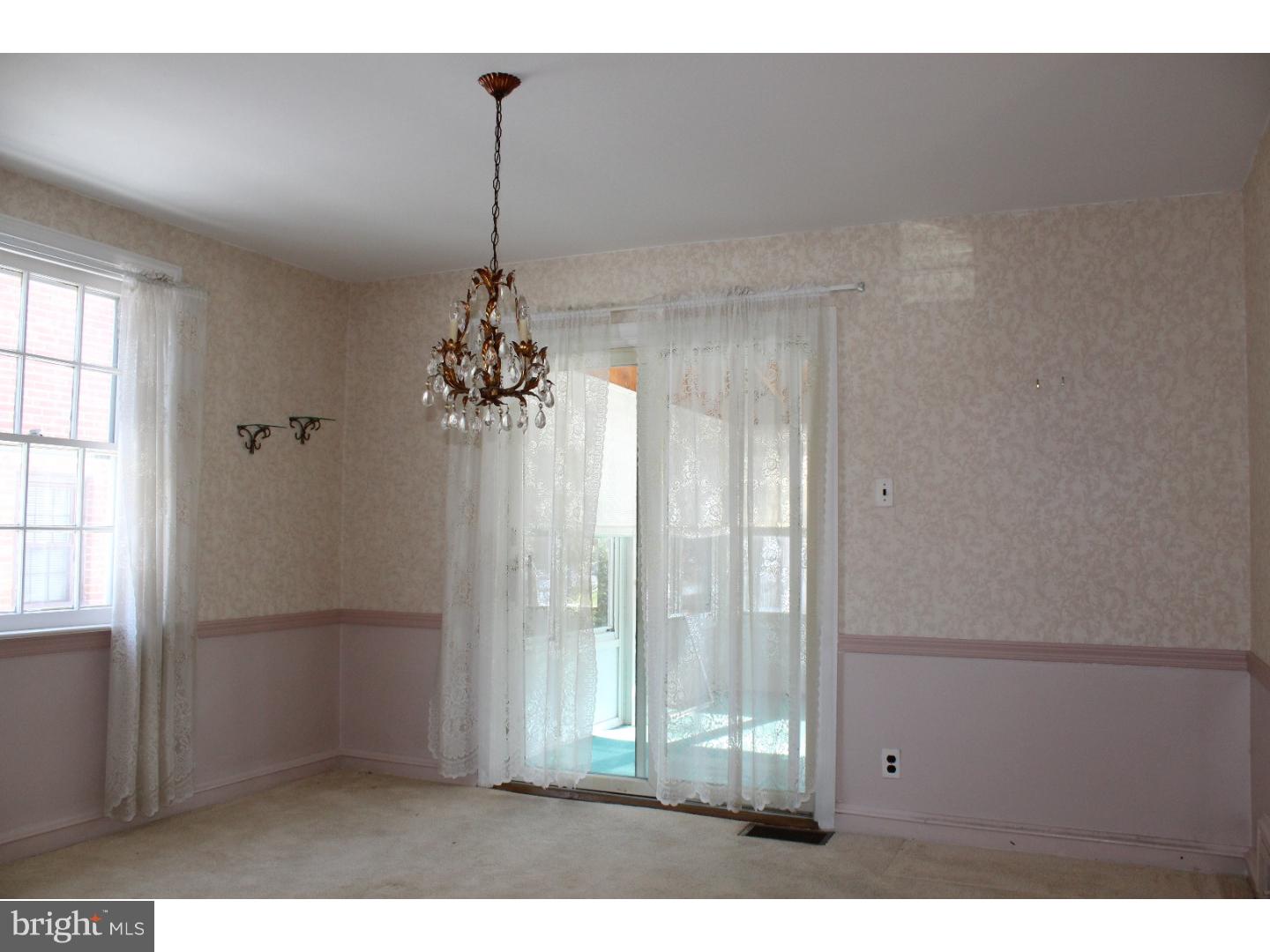 502 Upland Road Havertown, PA 19083 - Photo 7 of 23