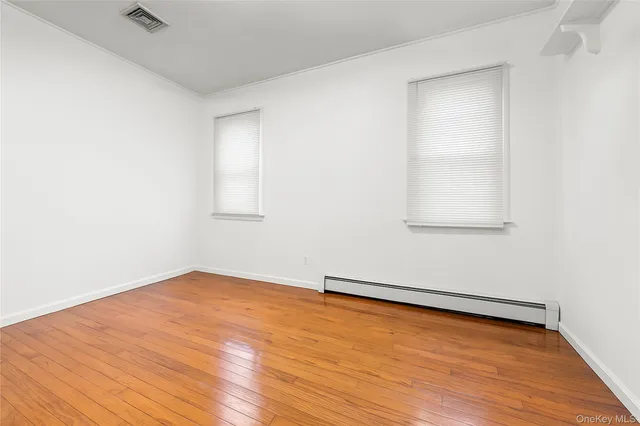 $999,000 | 16803 Cryders Lane | Beechhurst