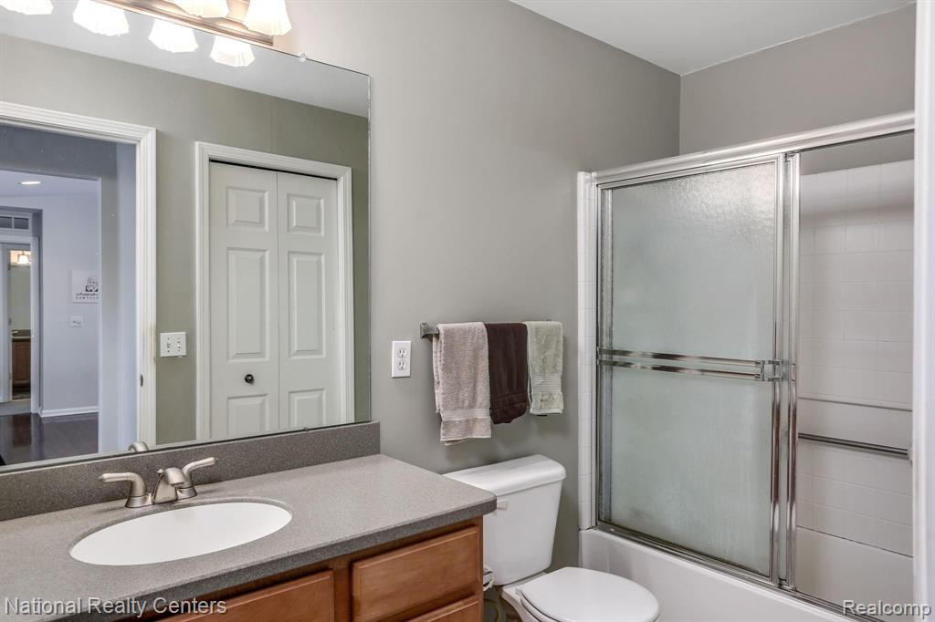 1444 Devon Lane Troy, MI 48084 - Photo 15 of 25