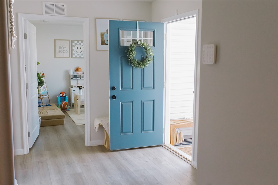 314 Callie Way Easley, SC 29642 - Photo 3 of 27 Enter this inviting space featuring durable flooring and an open doorway.