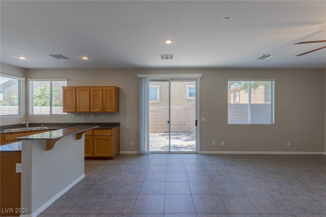 520 Foster Springs Road Las Vegas, NV 89148 - Photo 15 of 65
