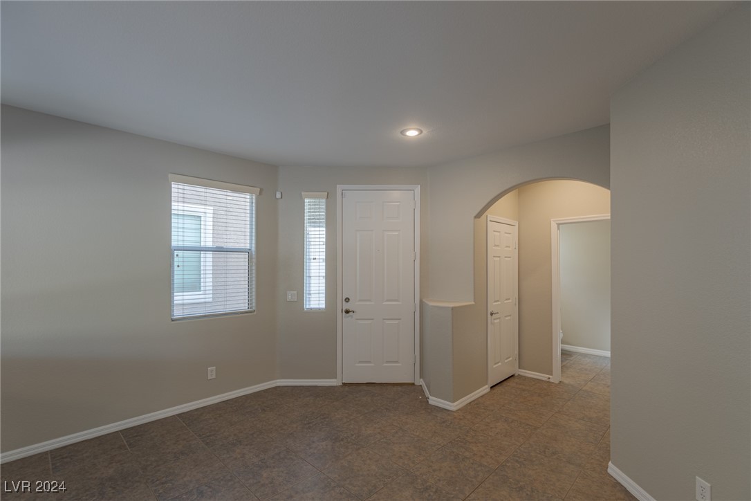 520 Foster Springs Road Las Vegas, NV 89148 - Photo 5 of 65