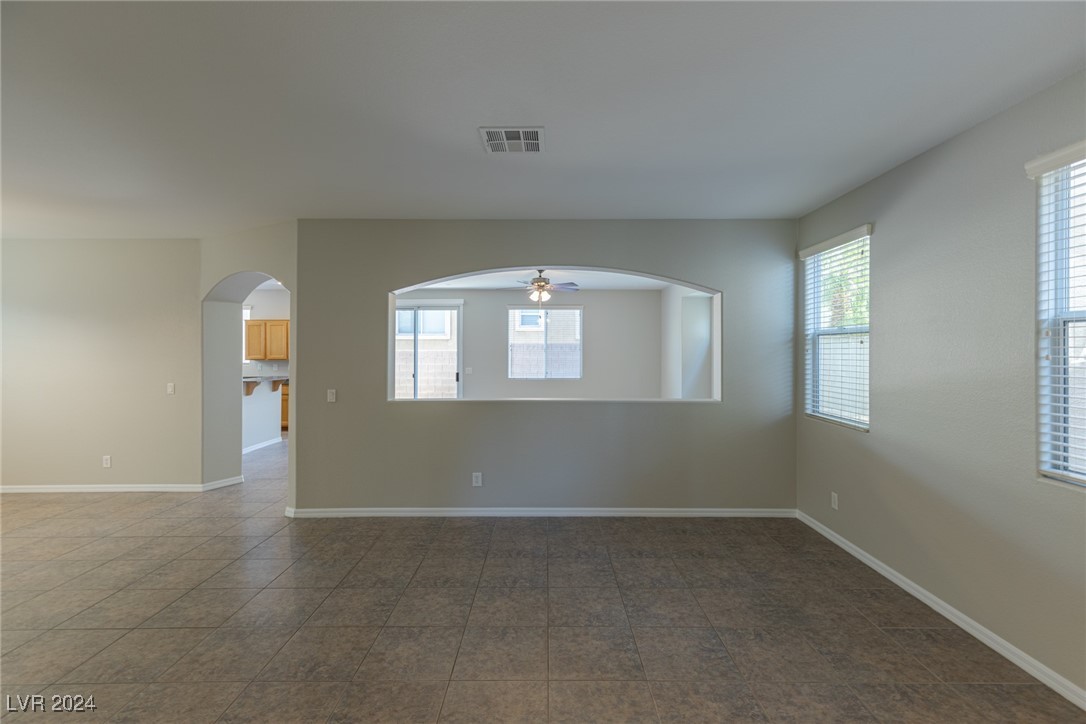 520 Foster Springs Road Las Vegas, NV 89148 - Photo 9 of 65