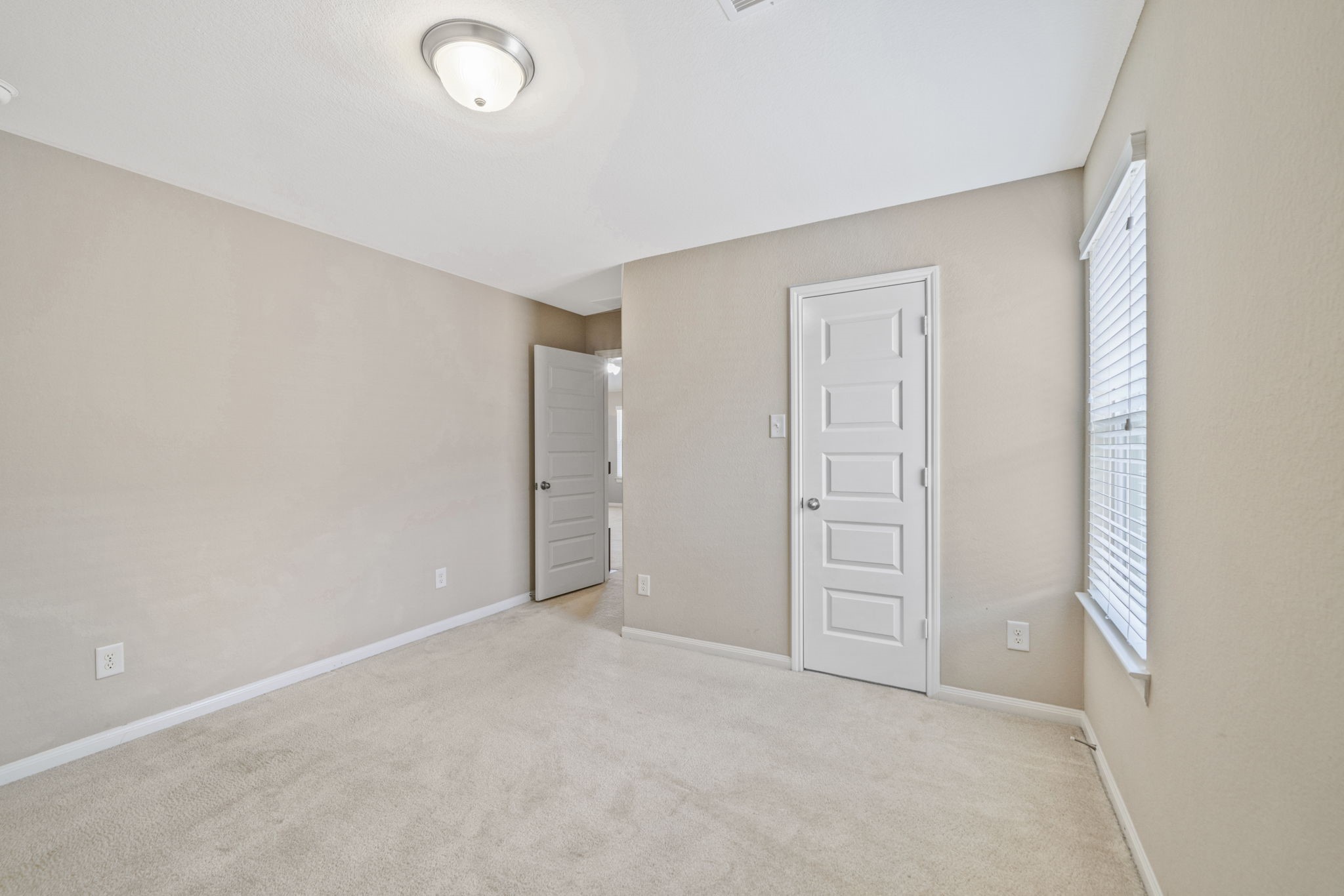 22523 Birch Ridge Meadow Drive Spring, TX 77389 - Photo 29 of 39 an empty room with closet area