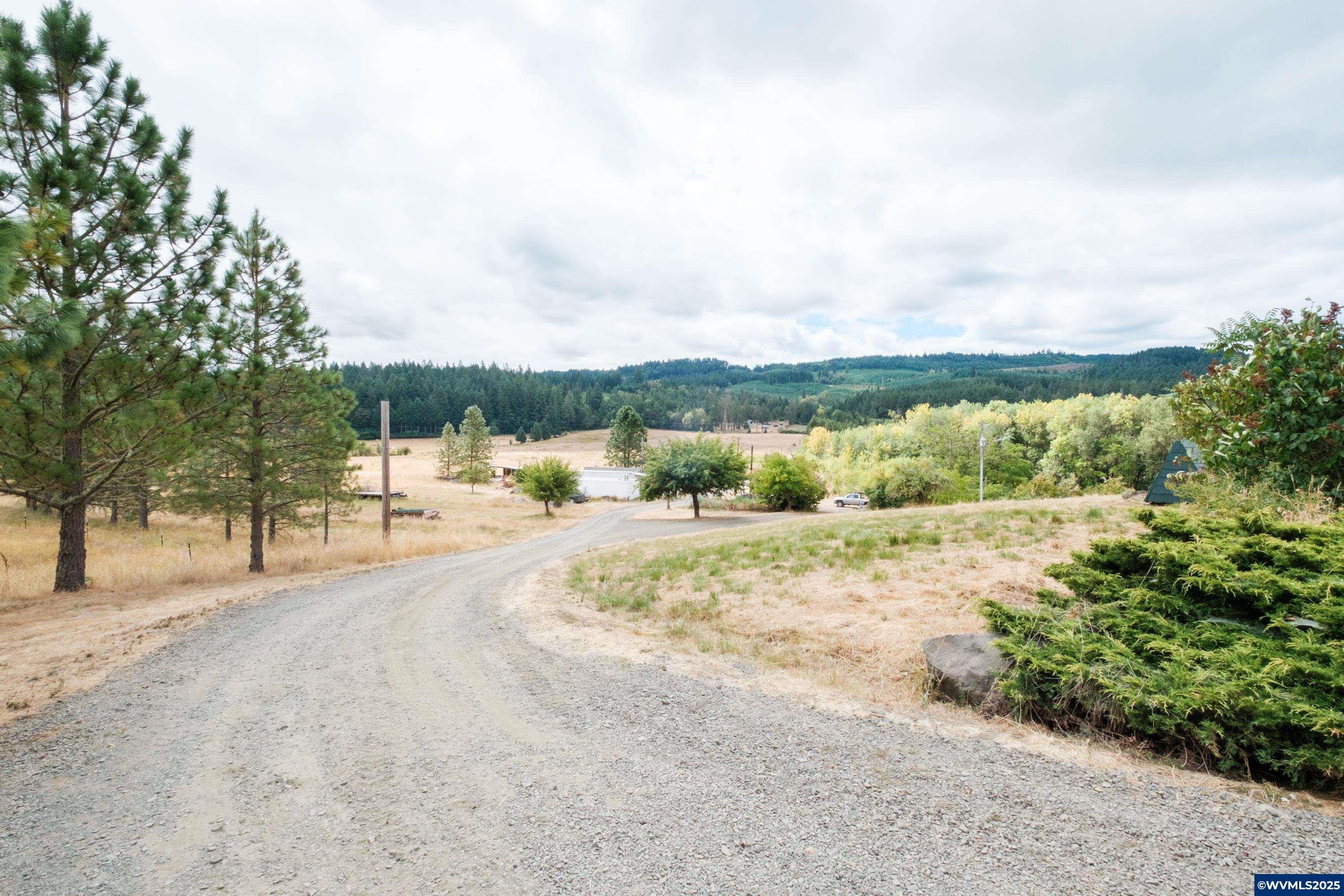25849 Cherry Creek Road Monroe, OR 97456 - Photo 32 of 37 Gallery Image 32