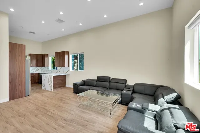 $4,500 | 19545 San Jose Street, Porter Ranch, CA 91326